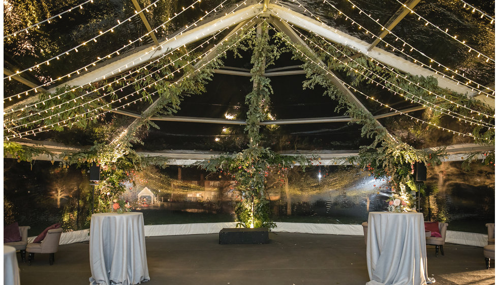 The beautiful lighting in the marquee.