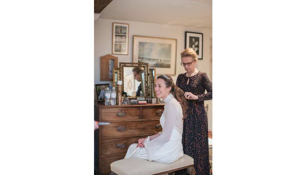 Tania having her hair done.