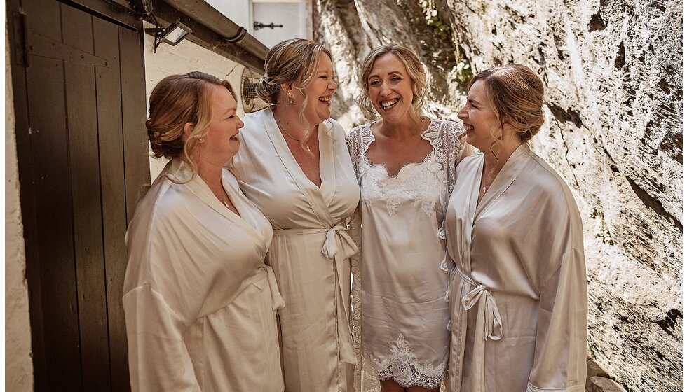 Jessica & Jack’s Idyllic Seaside Wedding in Cornwall: Bride & Bridesmaids