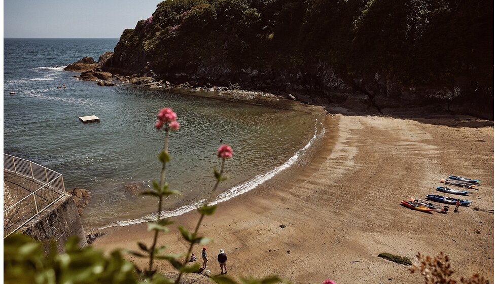 Jessica & Jack’s Idyllic Seaside Wedding in Cornwall: Cornish Beach