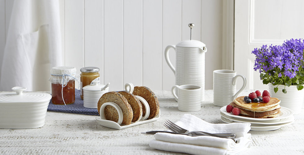 Sophie Conran's crockery set up for a breakfast set up.